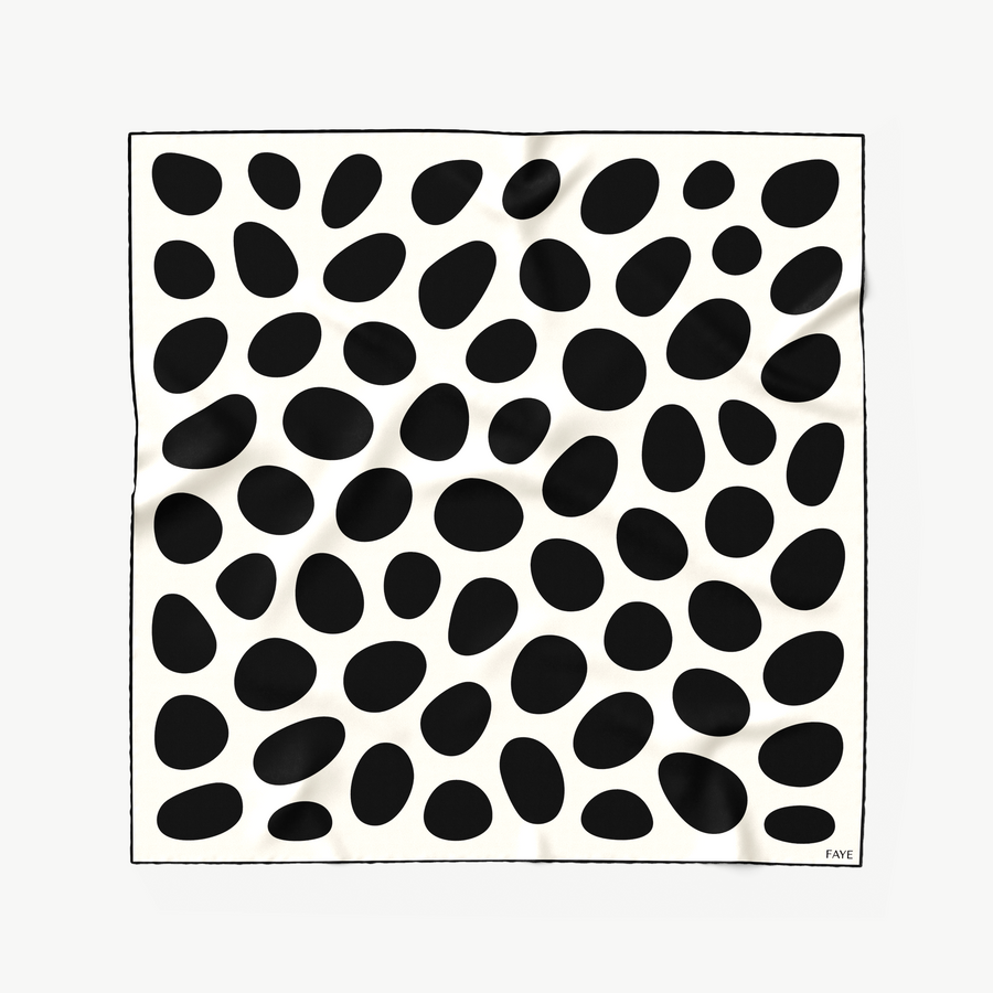 PEBBLE SEIDENTUCH - 70 - JET BLACK