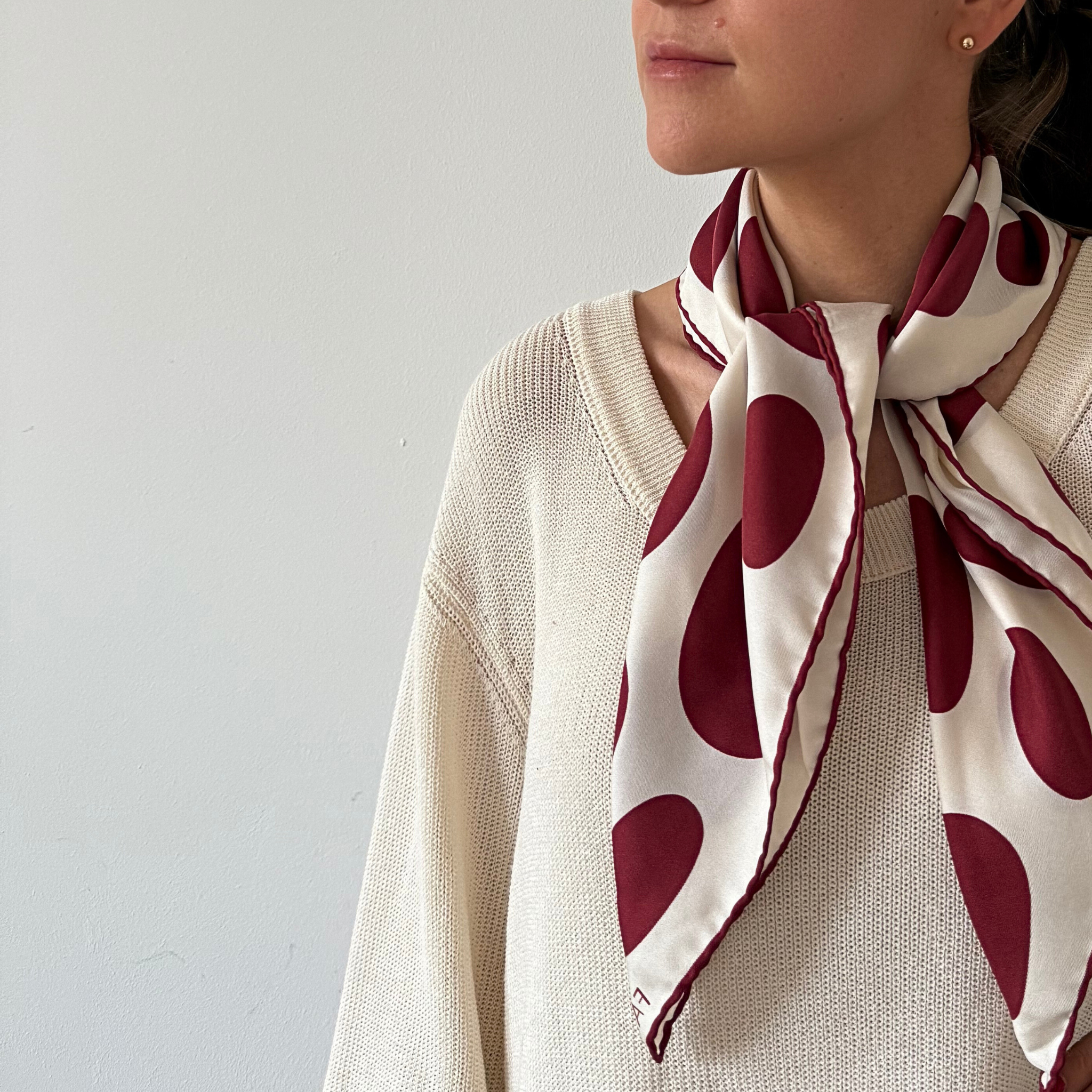 PEBBLE SEIDENTUCH - 70 - BURGUNDY