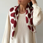 PEBBLE SILK SCARF - BURGUNDY - 70 × 70 CM