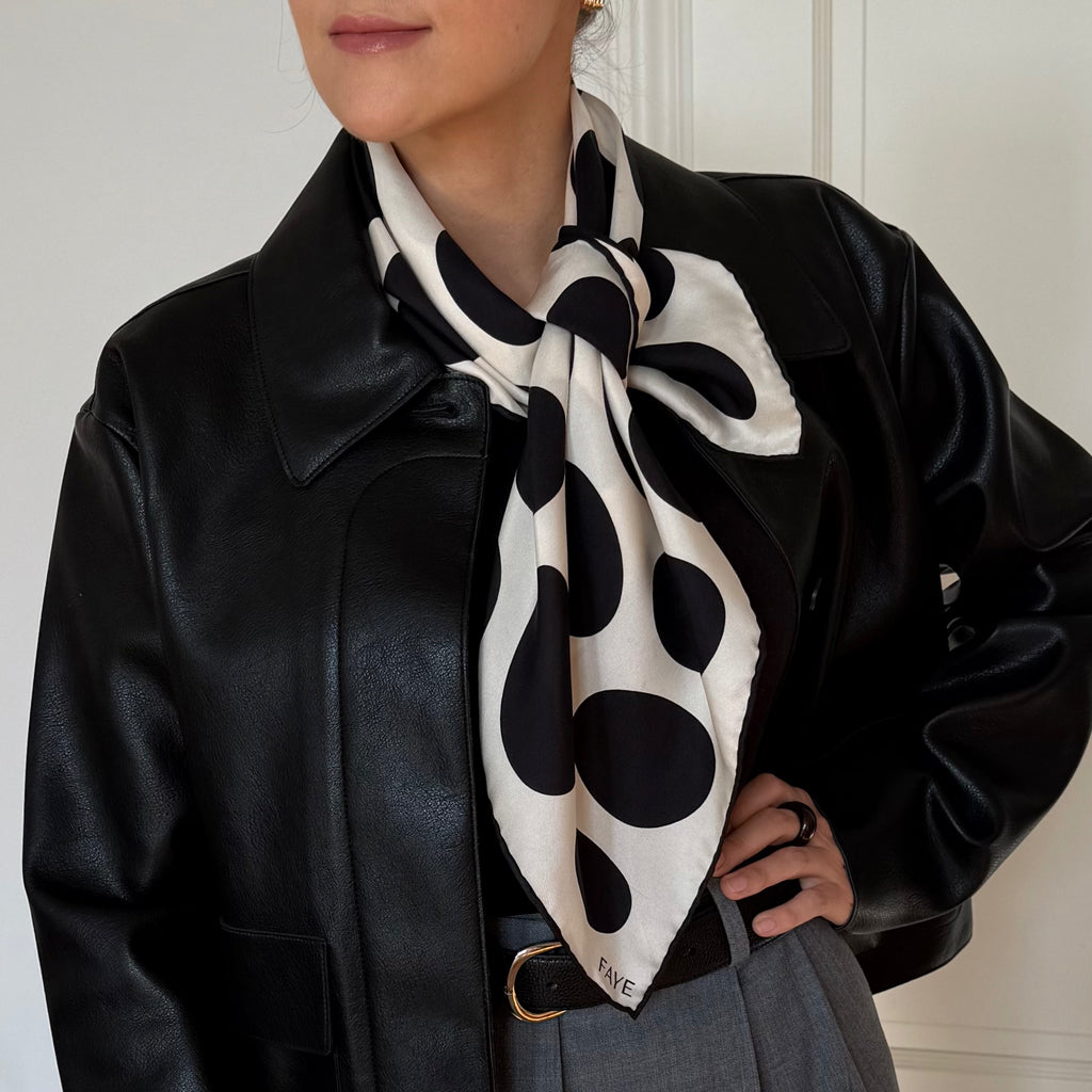 PEBBLE SEIDENTUCH - 70 - JET BLACK