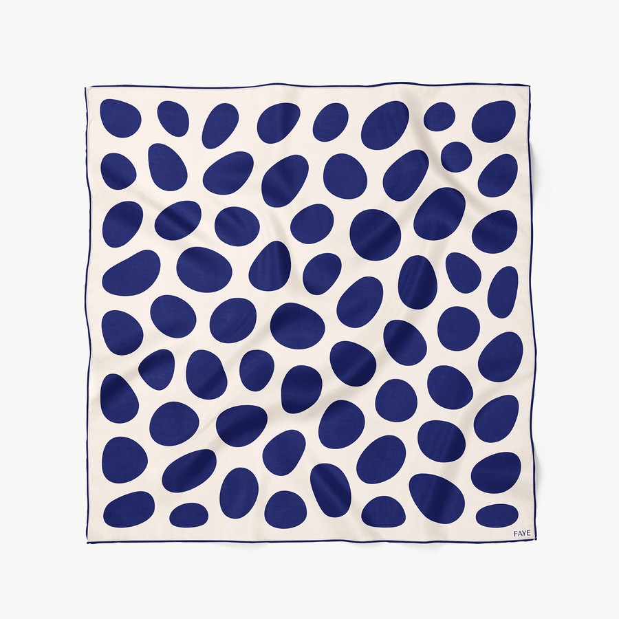 PEBBLE SEIDENTUCH - 70 - NAVY